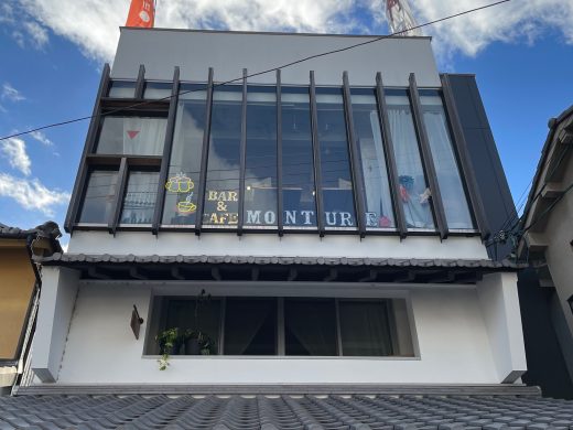 若草山の見える3階にある「MONTURE」さんをご紹介します